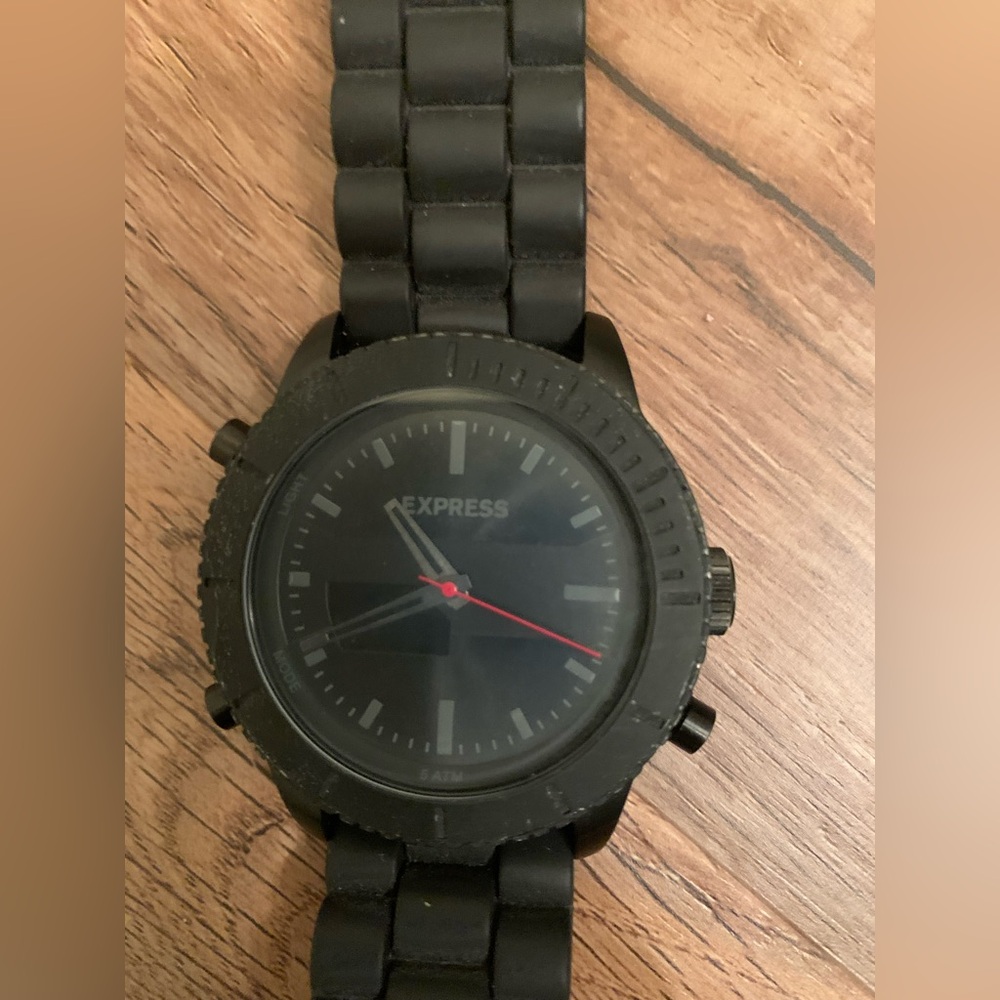 Express Watch - Picture 3 of 4